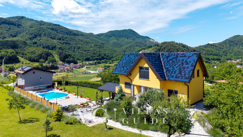 Villa Exclusive Garden and property exterior