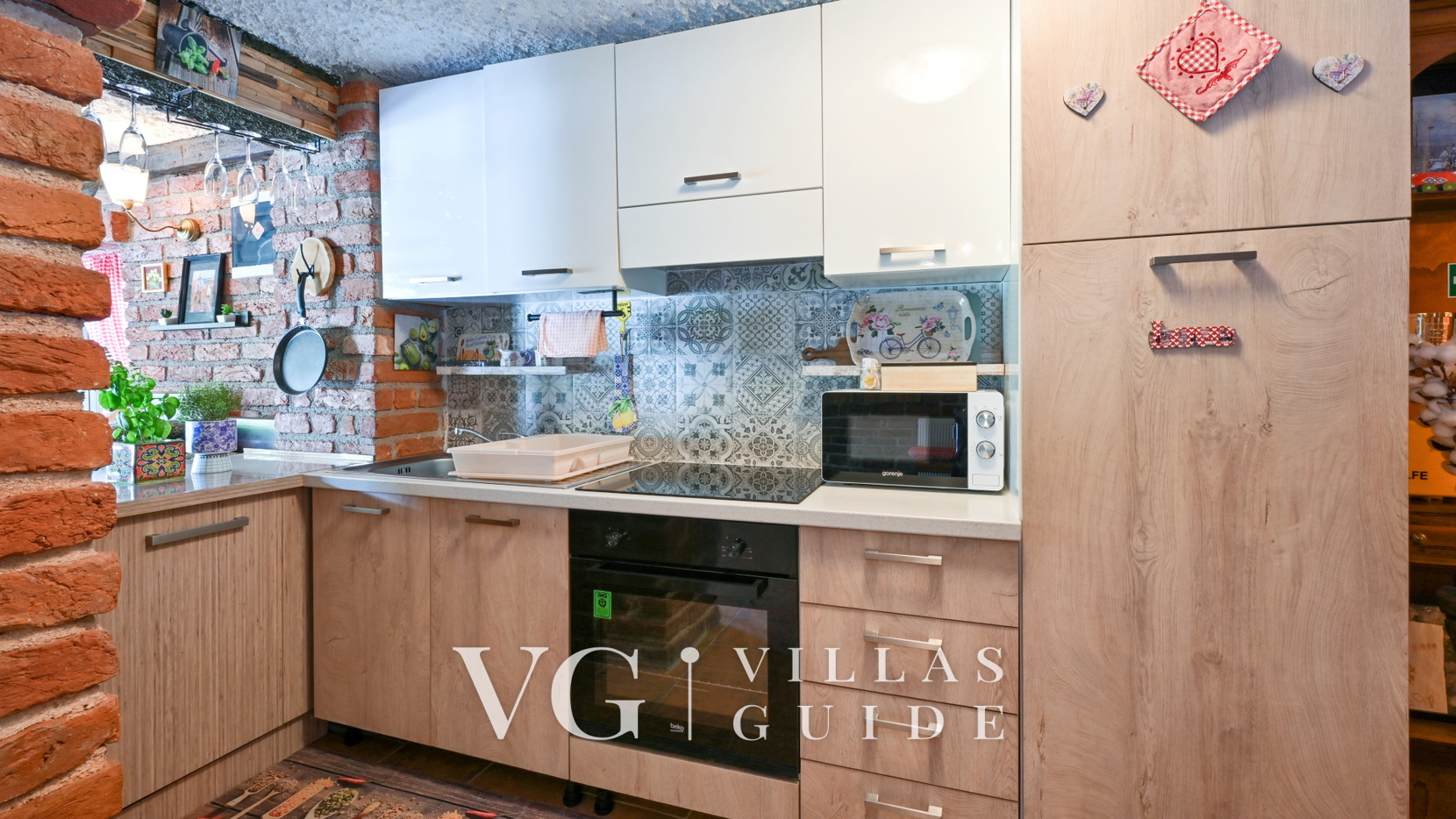 Villa Exclusive Kitchen