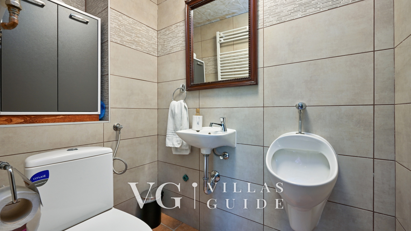 Villa Exclusive Guest toilet