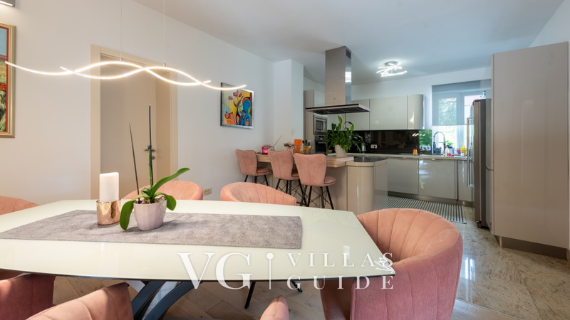 Apartman Mihaela with pool