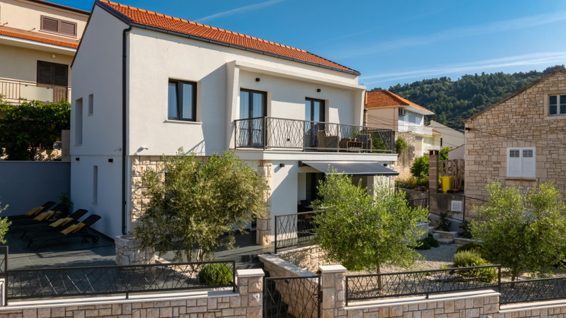 Villa Marija with sea view