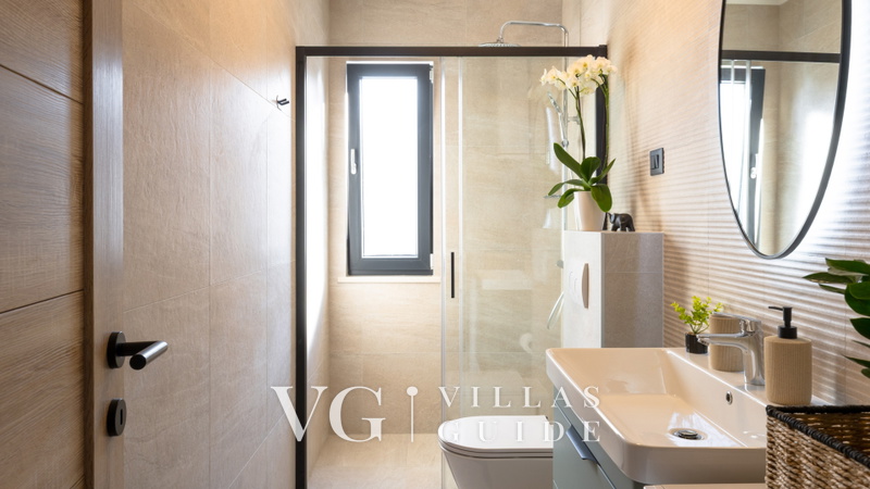 Villa Marija with sea view Badezimmer