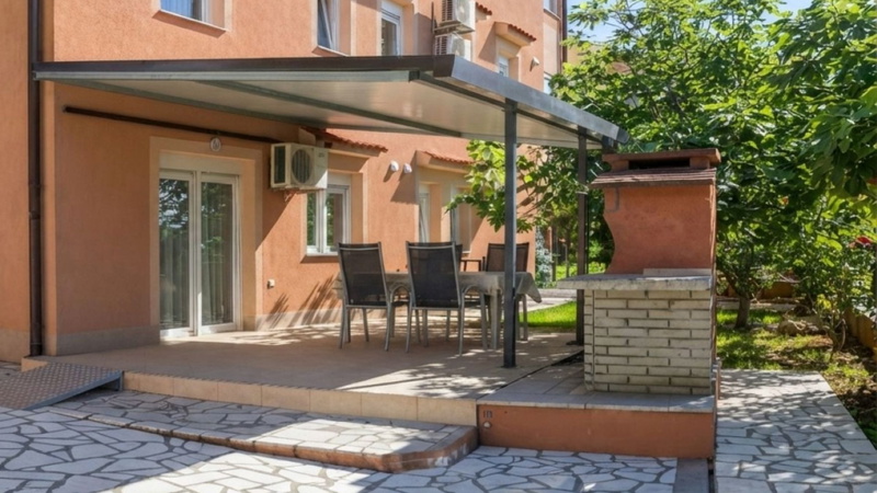 Apartment Pineta