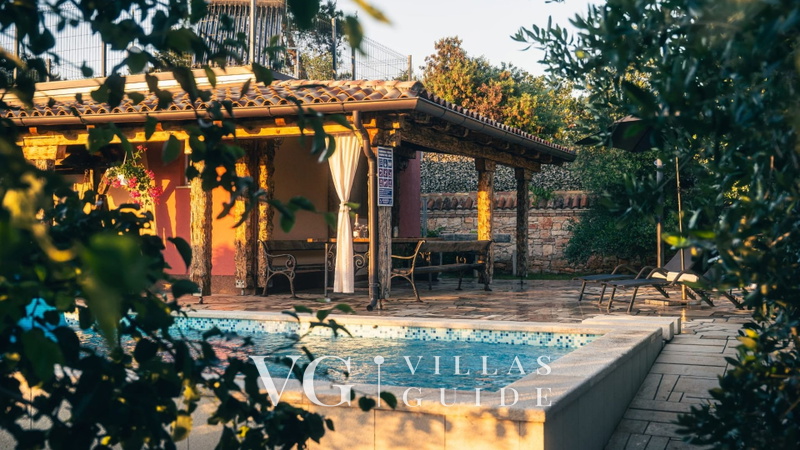 Haus Vika Pool