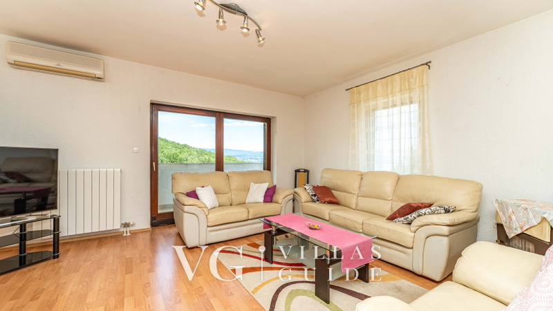 Holiday home Anica -Opatija-Poljane Wohnzimmer