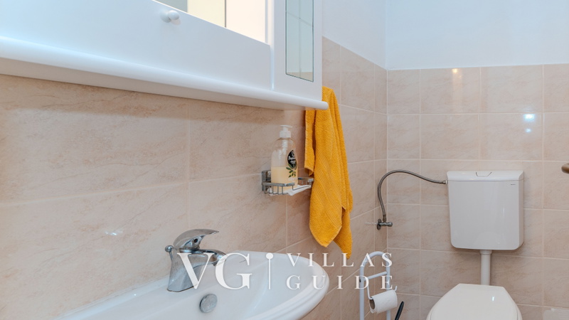 Holiday home Anica -Opatija-Poljane Gästetoilette