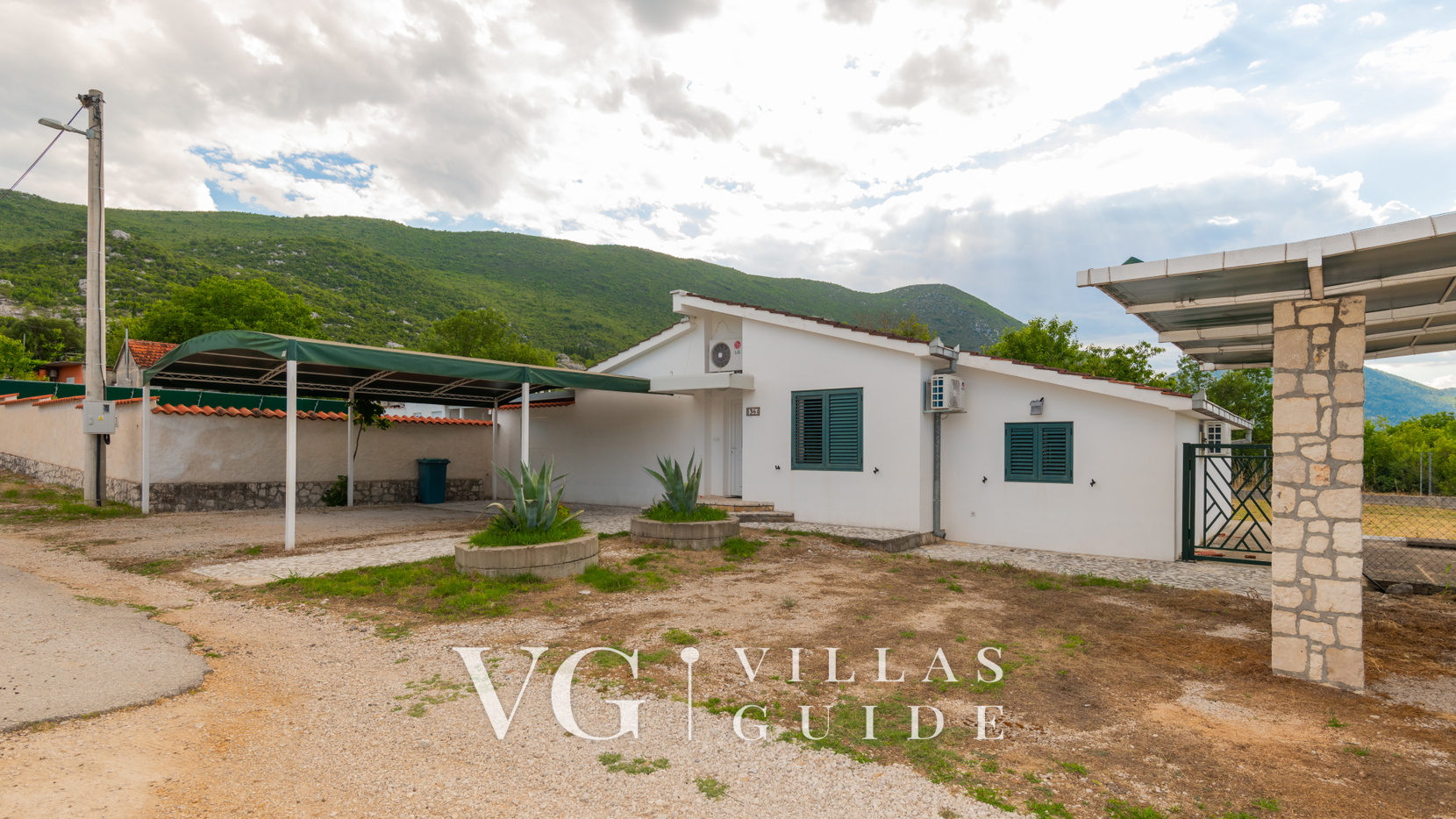 Villa Mili Dvorište i vanjski dio objekta