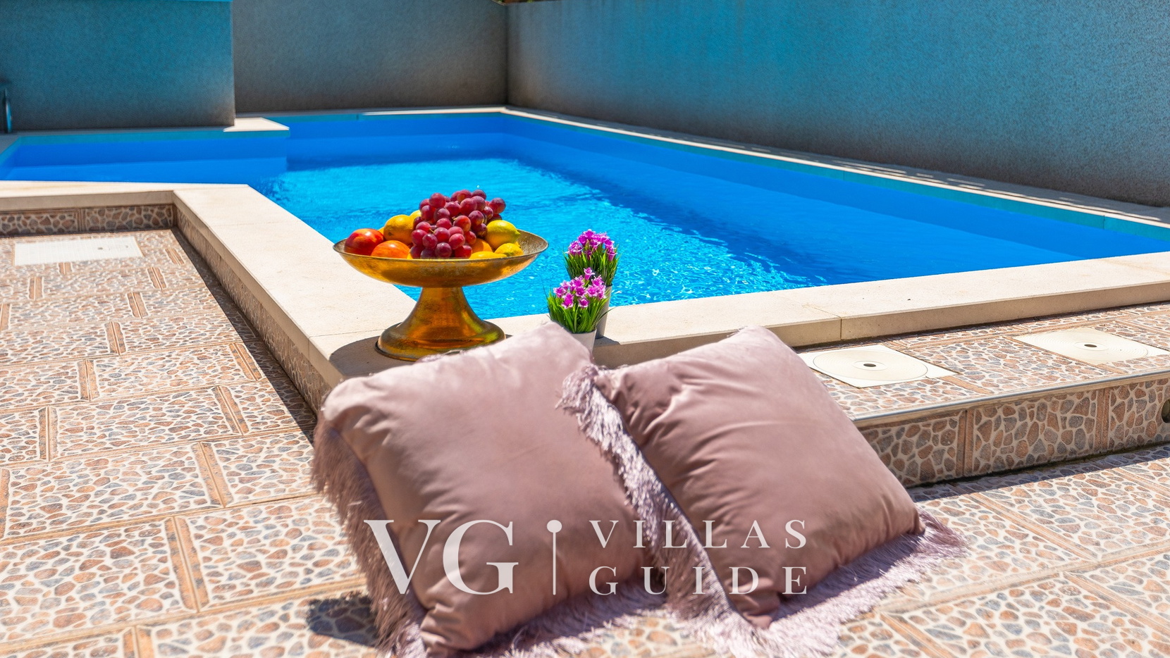 Casa Aneri Piscina