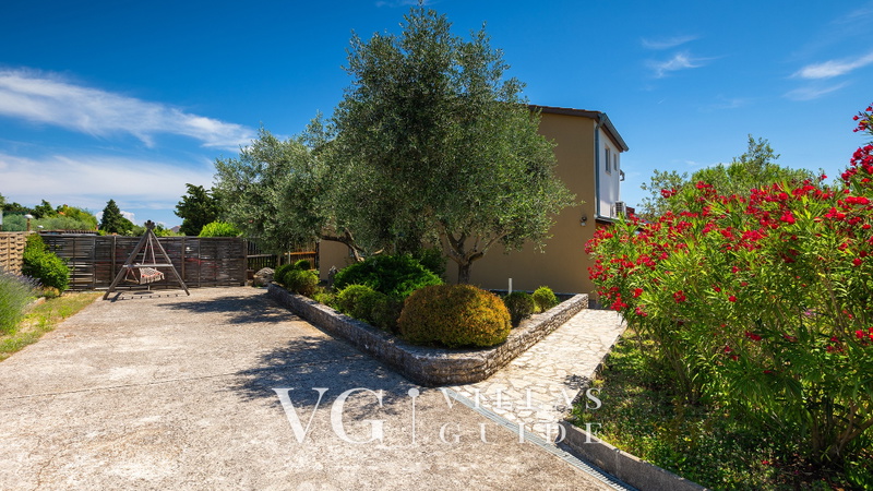 Casa Aneri Giardino e esterni della proprietà