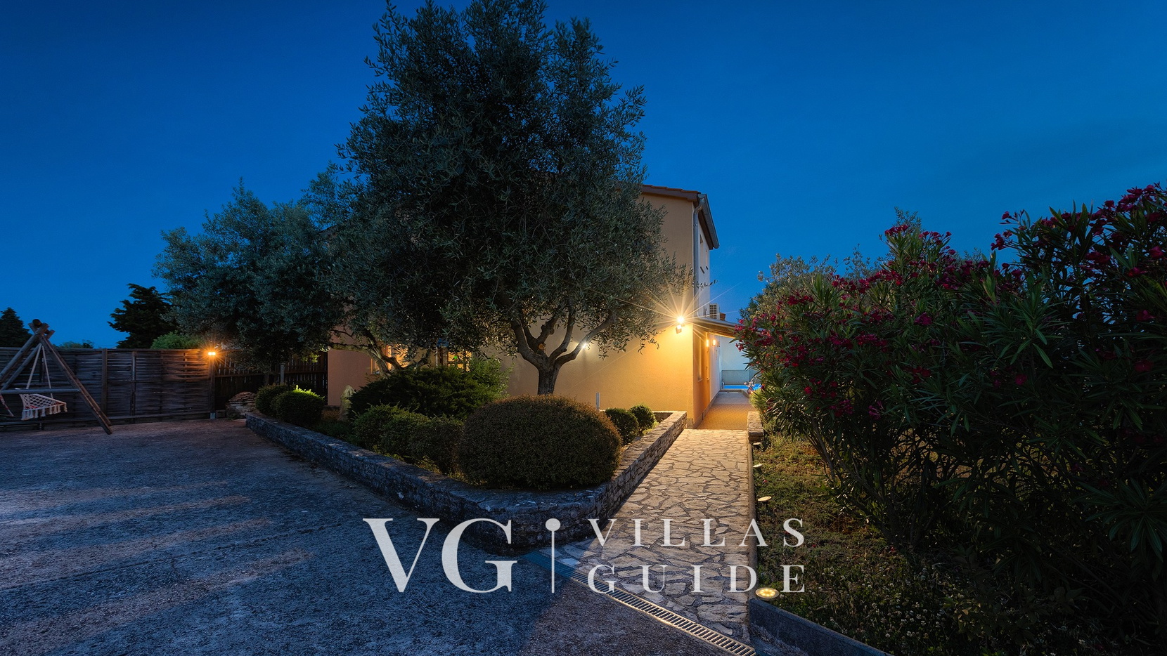 Casa Aneri Giardino e esterni della proprietà