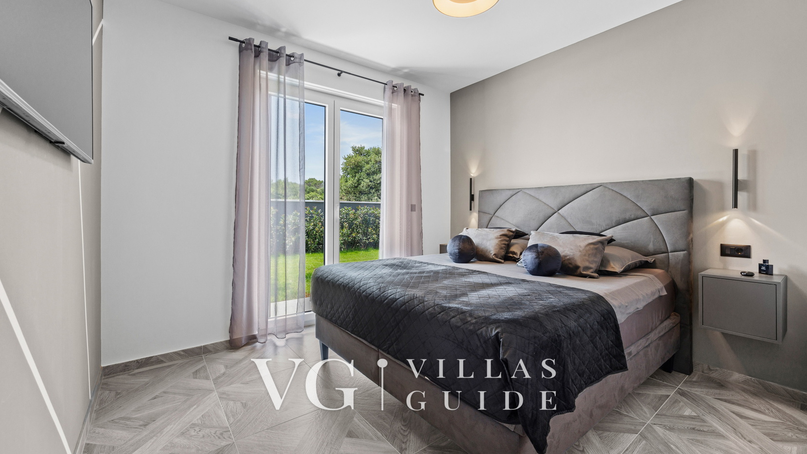 Villa Delecto Bedroom