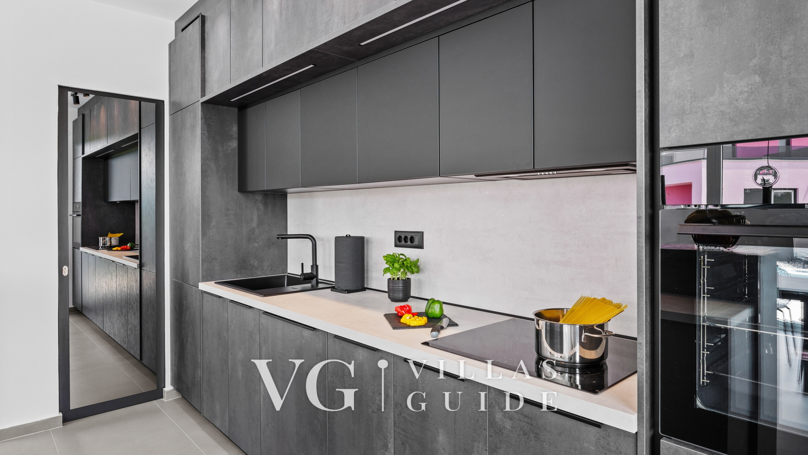 Villa Delecto Kitchen