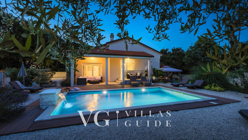 Villa Elssa Garden and property exterior