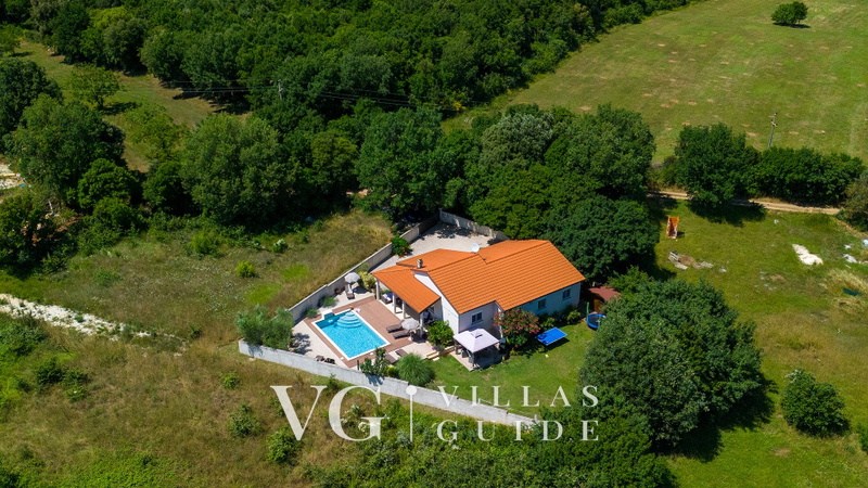 Villa Elssa Microlocation