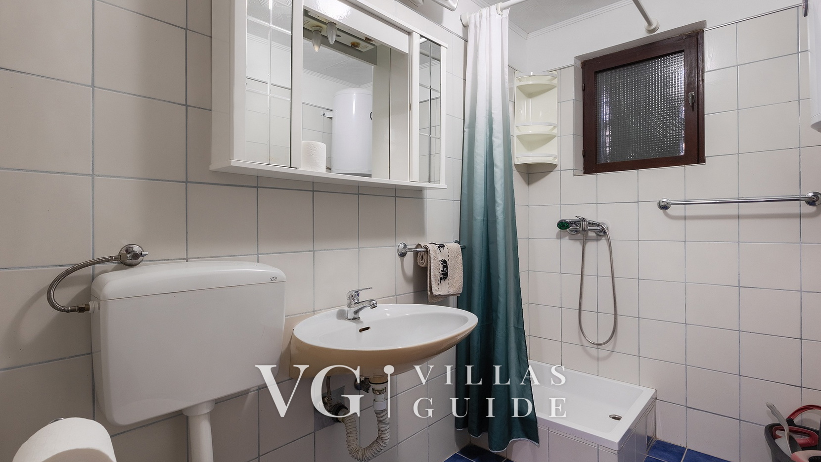 Villa Rossy Bathroom