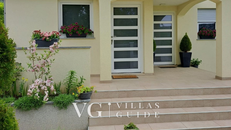 Villa stanzia natura Neve -Novi vinodolski,Bribir Dvorište i vanjski dio objekta