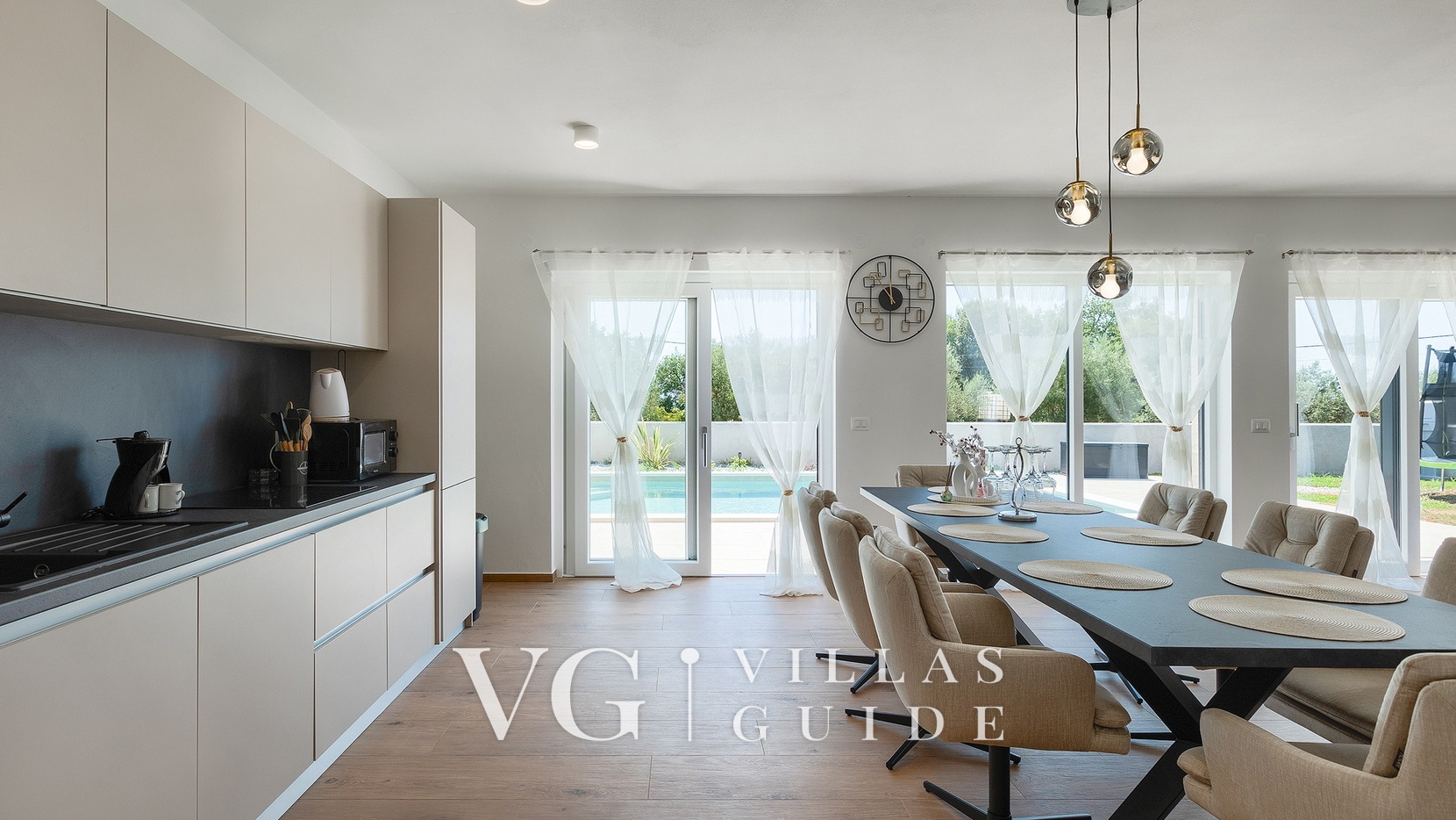 Villa Moon - SeaView & Hydromassage Küche