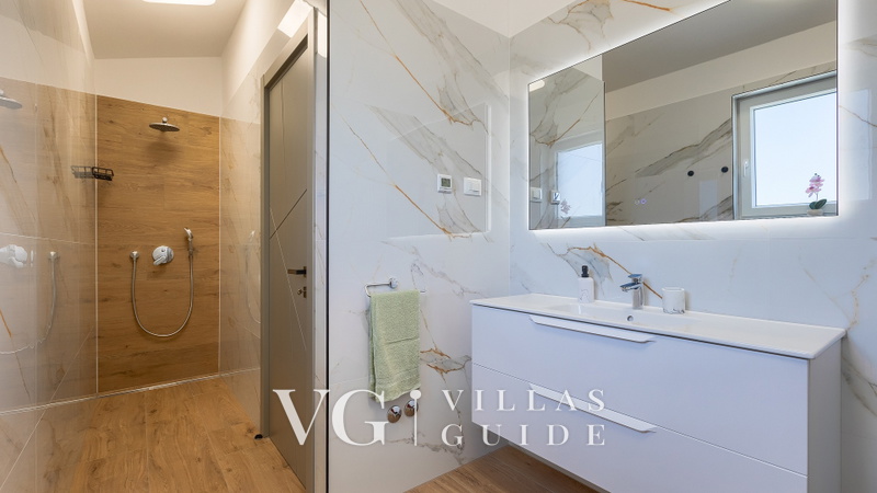 Villa Moon - SeaView & Hydromassage Badezimmer