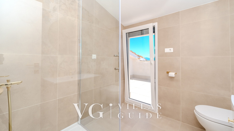 Kvarner Sky View Resort-Astra Bathroom