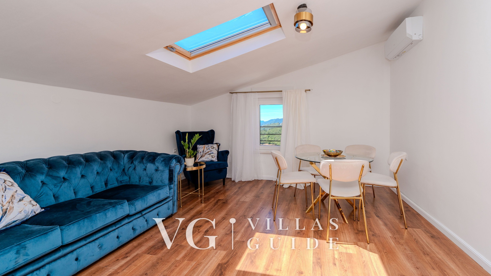 Kvarner Sky View Resort-Astra Living room
