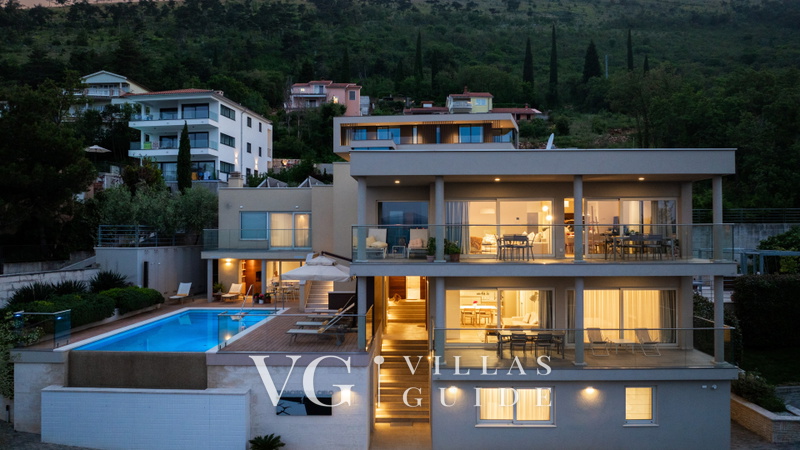 Pedacito del Cielo Garden and property exterior
