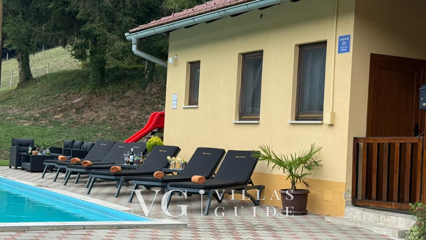 Villa Lasovic Dvorište i vanjski dio objekta