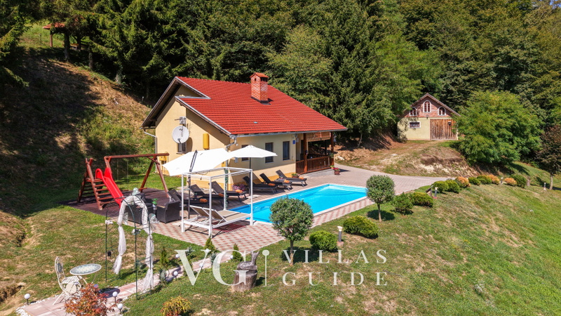 Villa Lasovic Garden and property exterior