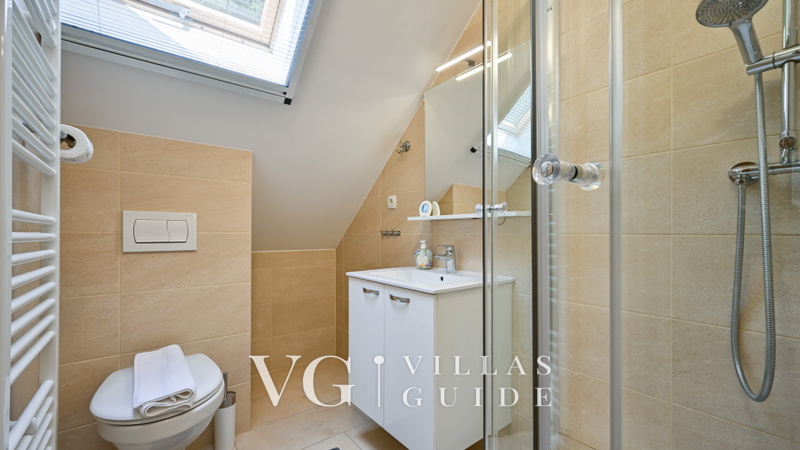 Villa Lasovic Bathroom