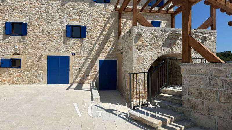 Sarini dvori