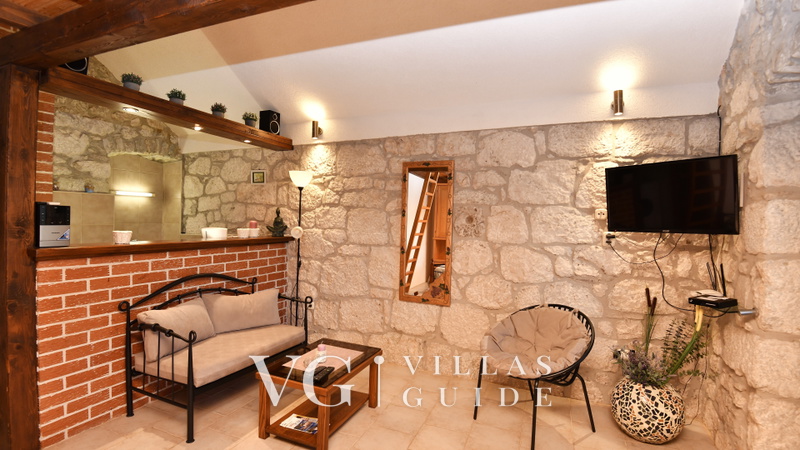 Holiday Home Volat -Baška Voda