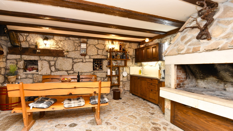 Holiday Home Volat -Baška Voda