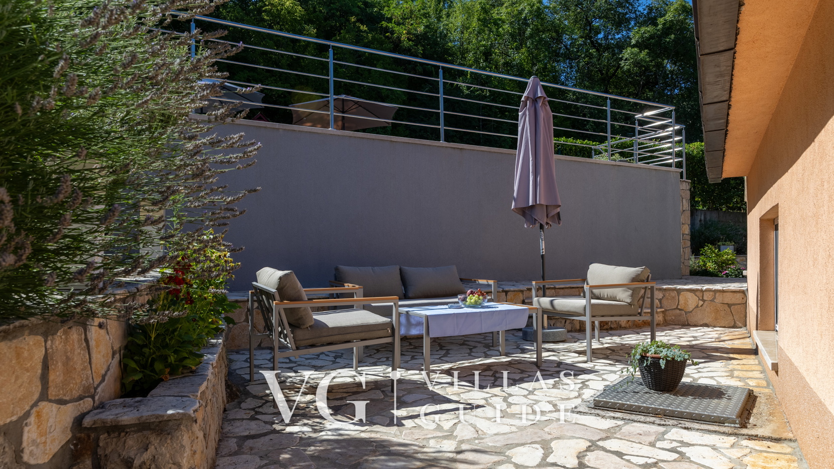 Villa Emanuela Contenuto aggiuntivo