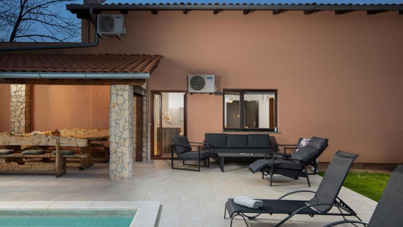 Villa Franika