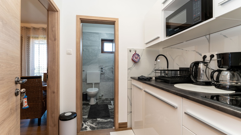 Beachfront apartment 1 - Dramalj