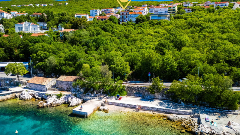 Beachfront apartment 2 - Dramalj