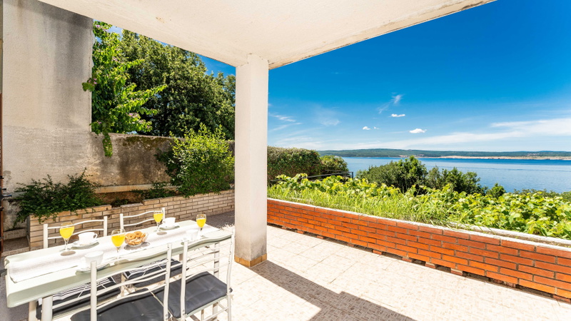 Beachfront apartment 3 - Dramalj