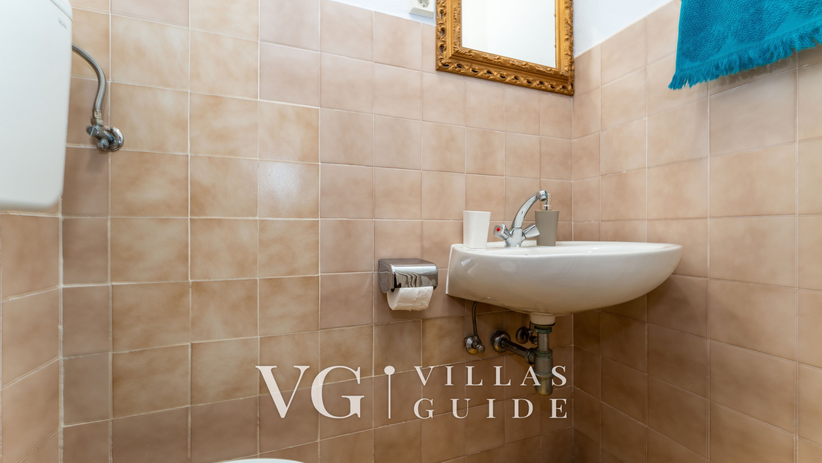 Beachfront apartment 3 - Crikvenica,Dramalj Guest toilet