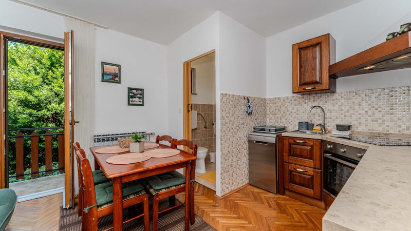 Beachfront apartment 4 - Dramalj