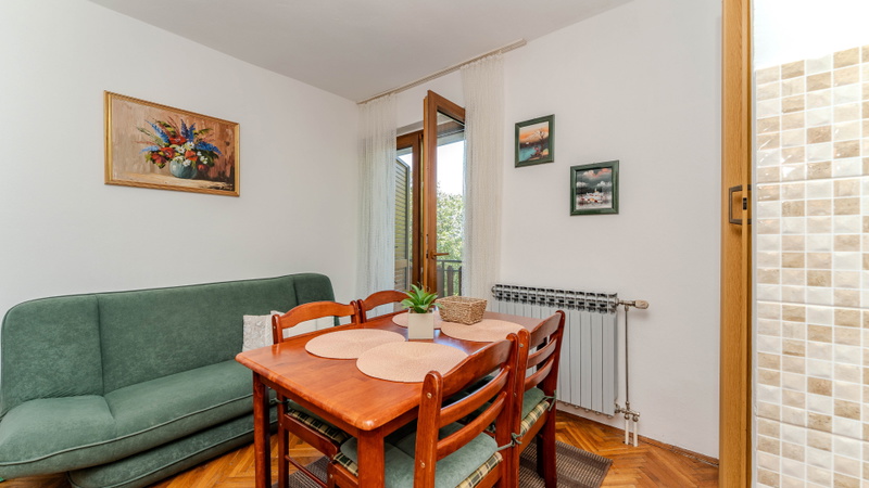 Beachfront apartment 4 - Dramalj
