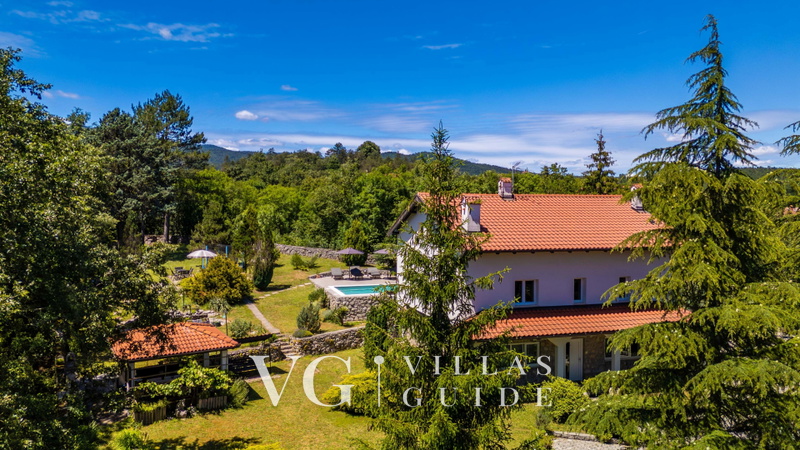 Villa Sandra Garten und Außenbereich