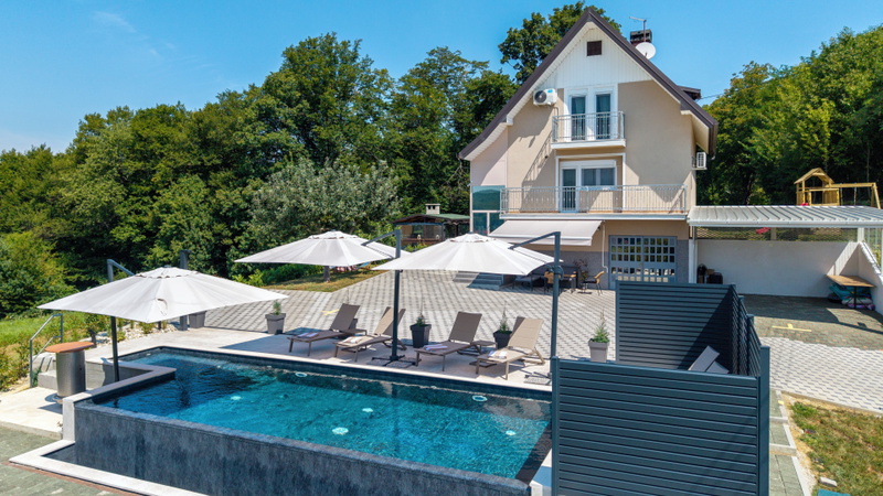 Holiday Home Cerine Hill