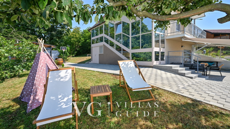 Holiday Home Cerine Hill