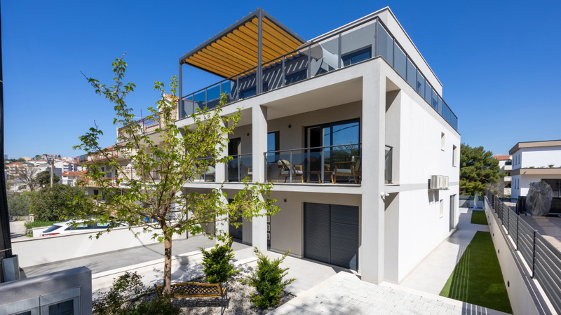 Apartment with pool Ivano