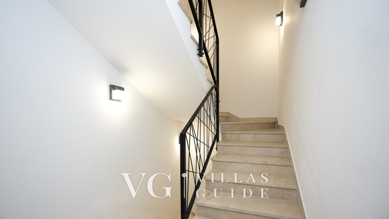 Apartment with pool Ivano Andere
