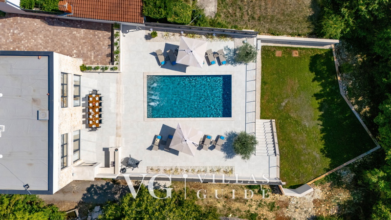 Villa Lithos Pool