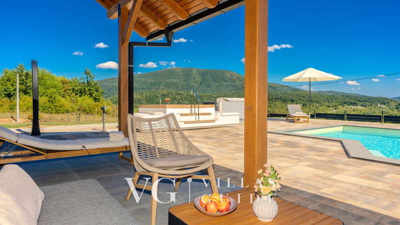 Villa Josephine by Vidrovaca Lika Bazen