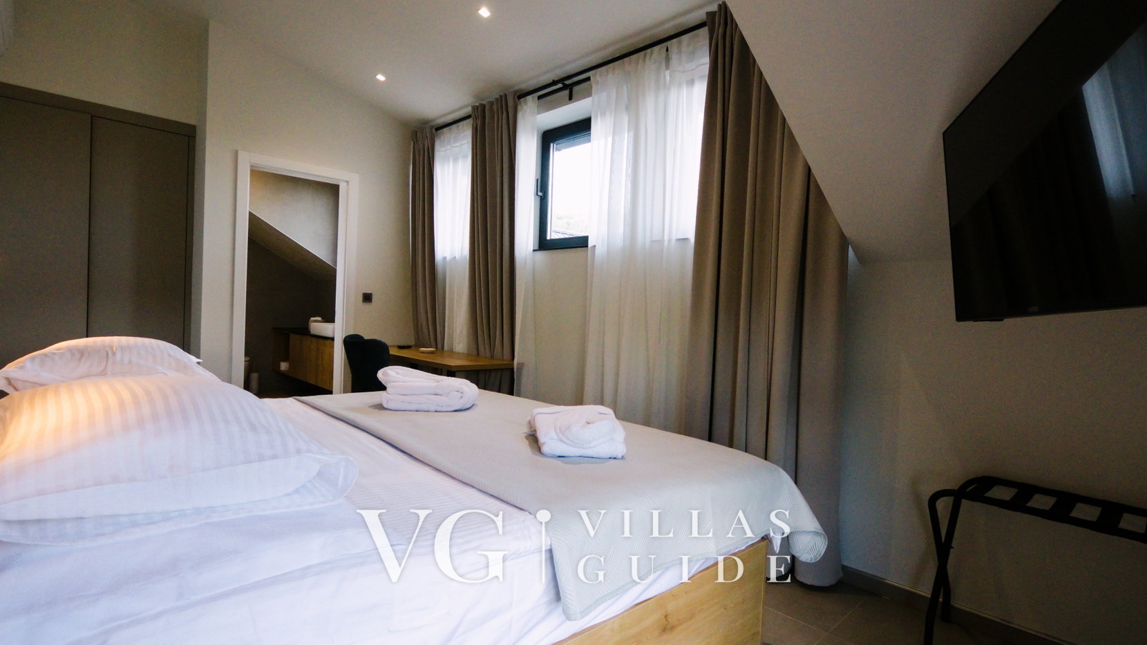 Villa Josephine by Vidrovaca Lika Bedroom