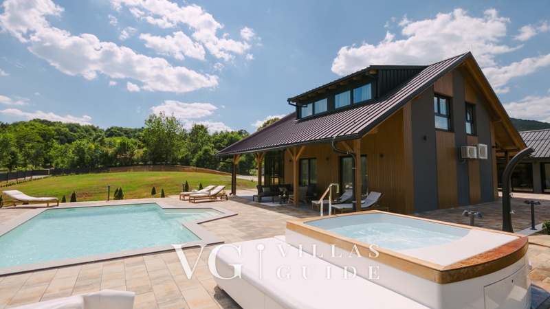 Villa Josephine by Vidrovaca Lika