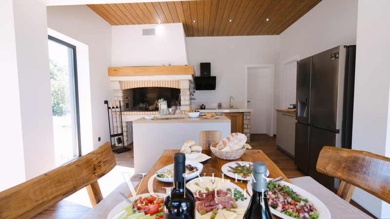 Villa Josephine by Vidrovaca Lika Kitchen