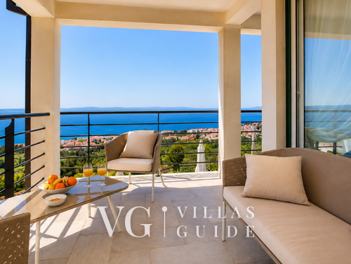 Villa Royal Gold